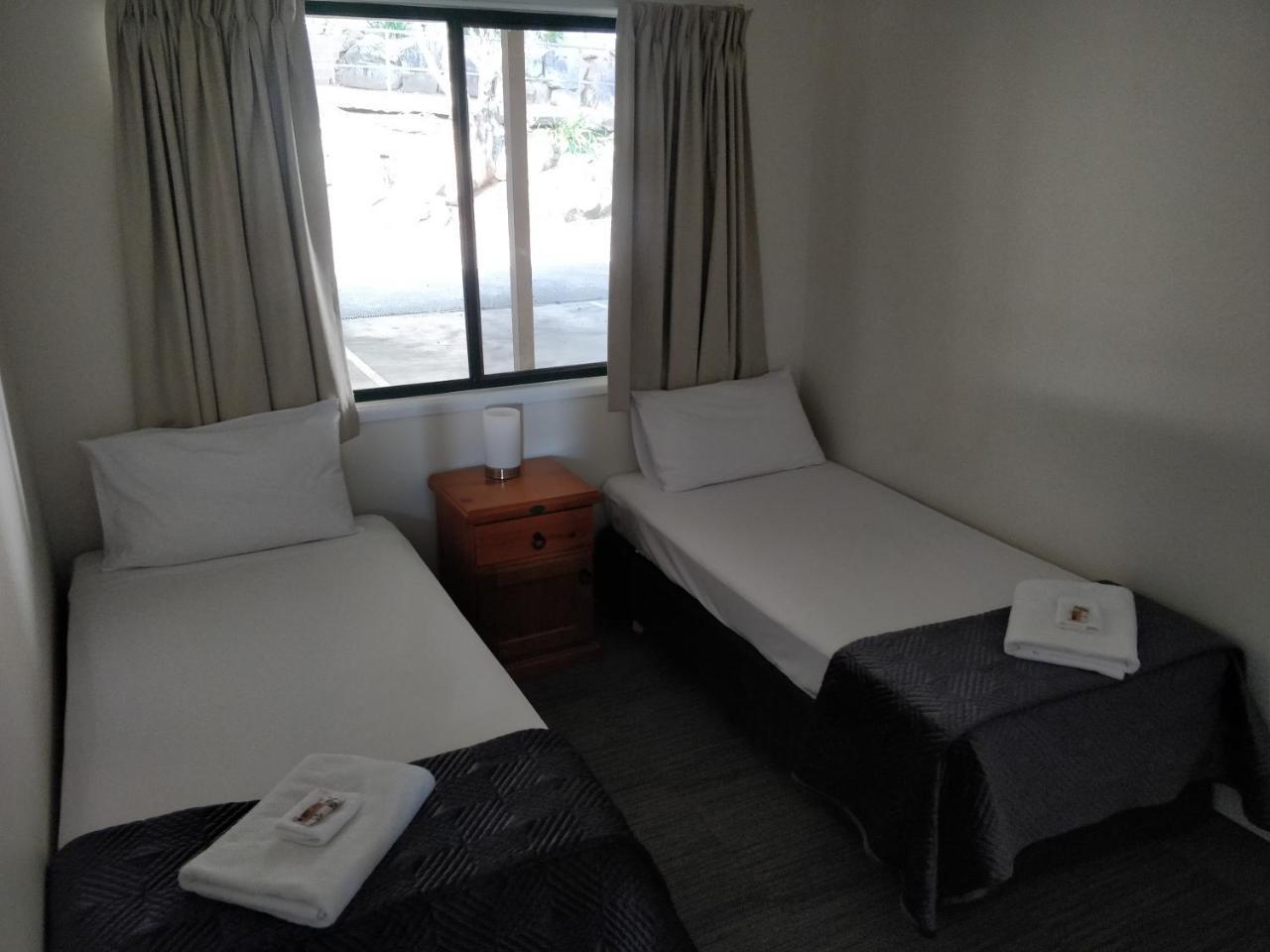 Tranquil Park Motel Малени Екстериор снимка